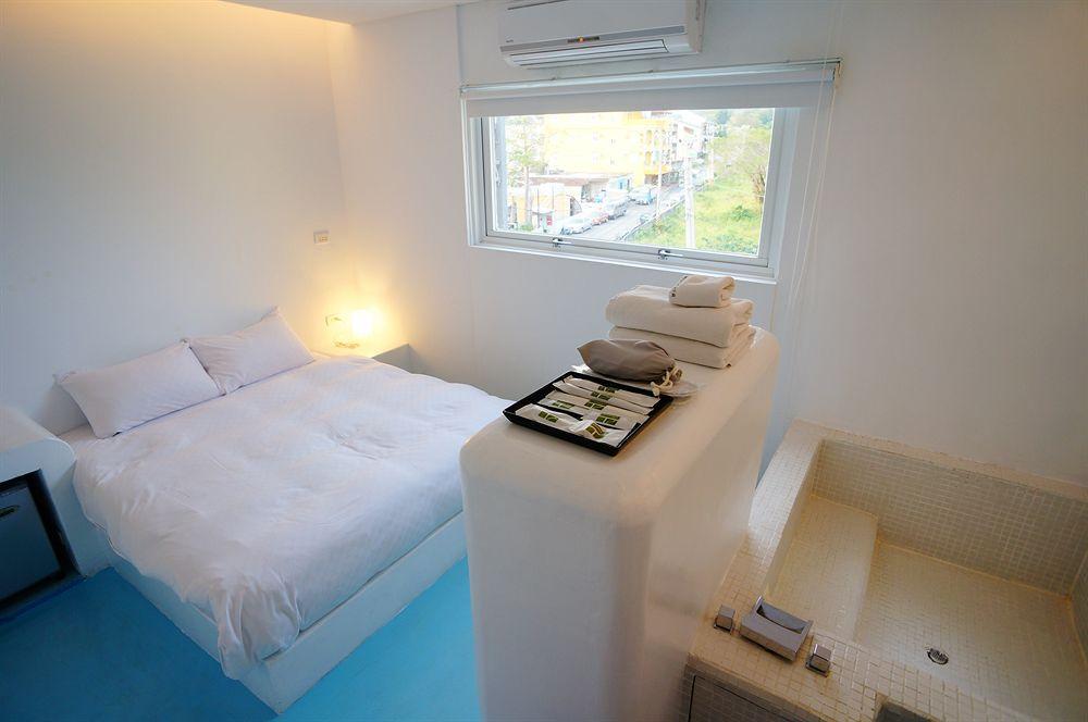 Kenting The House Bed & Breakfast Shanjiao Exterior photo