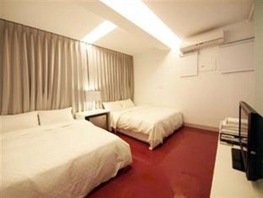 Kenting The House Bed & Breakfast Shanjiao Exterior photo