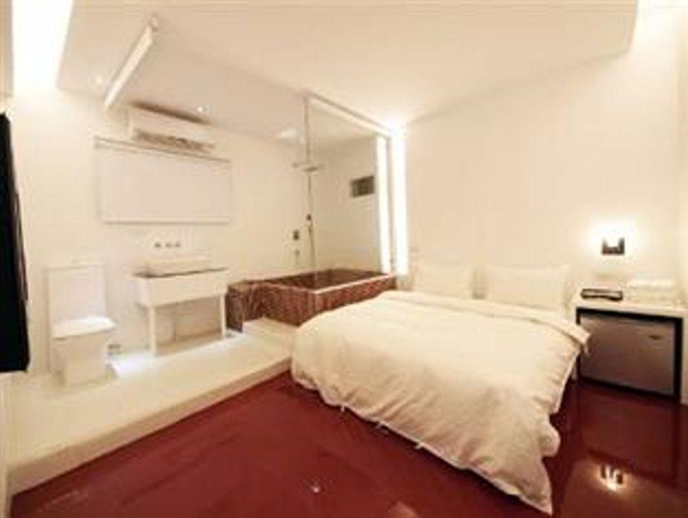 Kenting The House Bed & Breakfast Shanjiao Exterior photo